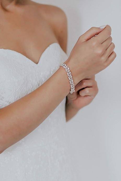 Wedding Bridal Bracelet for Brides, Cubic Zirconia Classic Tennis Bracelet for Women Jewelry Gift